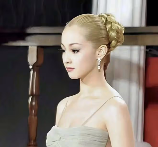 曾經因吸毒、離婚鬧劇,被封殺的亞洲第一美人,竟官宣要復出了?