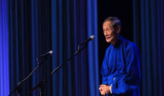 曹雲金請恩師田立禾吃飯,態度謙卑,網友:真替郭德綱感到不值?