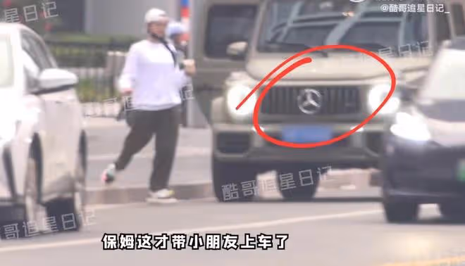 鄭愷老婆疑似三胎惹爭議,素顏現身月子中心,婚後三年生娃不斷