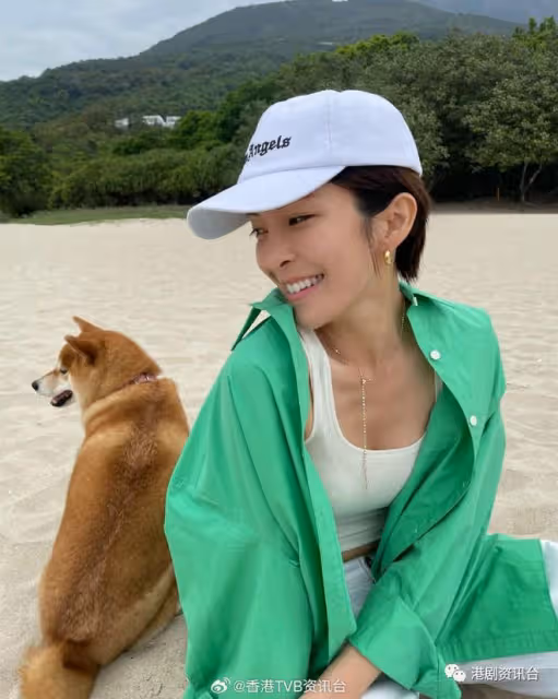 荒島上大曬多套性感戰衣!TVB當紅小花獲男友安排住超豪別墅