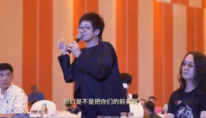 柯以敏再惹爭議,《好聲音》現場教學演唱代表作,被吐槽愛出風頭