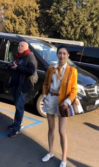 江疏影的個人照片被泄露，一雙大長腿不僅僅是迷人