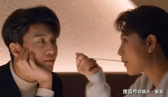 《曾少年》楊澄喜歡肖千喜嗎?楊澄真的喜歡女主嗎?王瑩和楊澄最後在一起了嗎