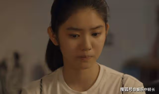《追光的日子》被小碼裙逼到閉經,夏凡的不自愛,助長了渣男的氣焰