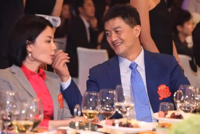 謝霆鋒首次回應分手傳聞,霸氣護女友令人解氣!王菲沒有選錯人