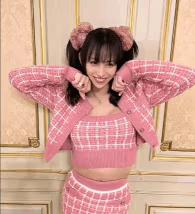 又一位明星自殺去世!年僅27歲,曾陪兒子慶生,因想做女人被網暴