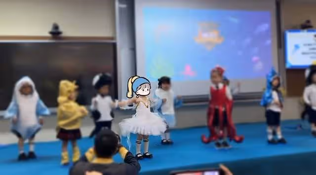 林峯參加2歲女兒畢業典禮,張馨月曬視頻,只給自己孩子遮臉挨批