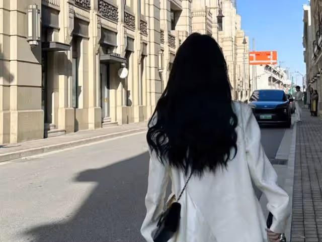 兩家父母商量婚事,小姑子得到准婆婆的授意,故意讓我和爸媽難堪