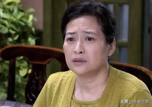 娘家出事問婆婆借五萬,她猶豫後提3個條件,我摔桌:養老別找我