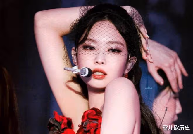 韓國女團成員Lisa新戀情疑曝光,與總裁之子交往?