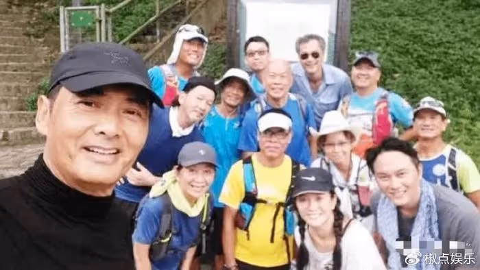 「賭神」周潤發中風深度昏迷,每天跑步兩小時,沒能讓他逃脫男神遲暮