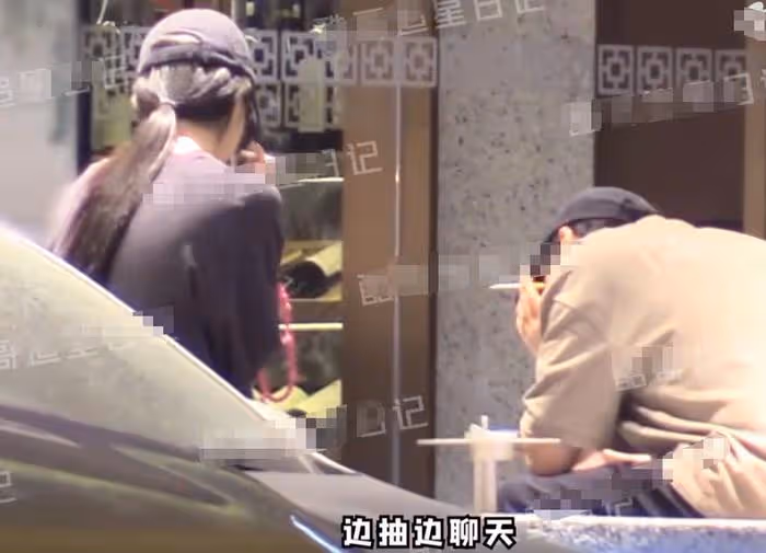 31歲秦俊傑戀情曝光!和毛曉慧同回酒店舉止親密,楊紫又莫名躺槍