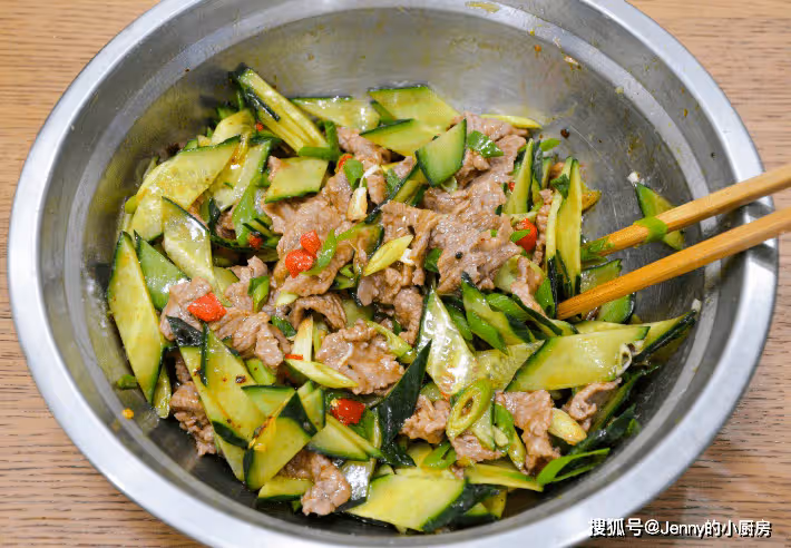 天氣悶熱食慾差,推薦5道下飯菜,爽口開胃,照著做回回吃光碟