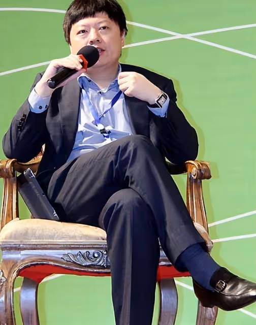 童瑤丈夫王冉:哈弗畢業,娶小17歲嬌妻,身家數億為妻子鋪路