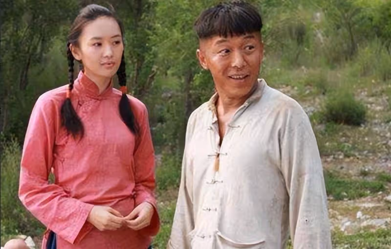 童瑤丈夫王冉:哈弗畢業,娶小17歲嬌妻,身家數億為妻子鋪路