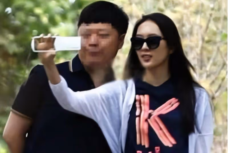 童瑤丈夫王冉:哈弗畢業,娶小17歲嬌妻,身家數億為妻子鋪路