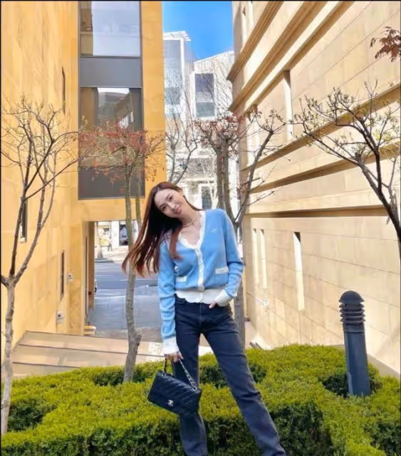 夏季只需一件開衫搭配!既能演繹出甜美時尚范,還能映襯出氣質