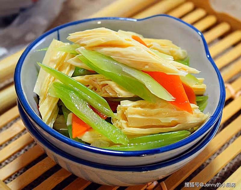 三伏天出汗多,常吃這5種含鉀的食物,恢復體力,精神度夏
