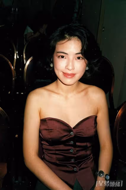 張學友夫婦30年前舊照曝光，容顏變化不大！