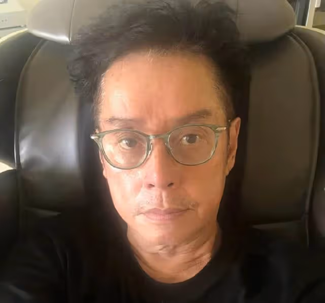 香港知名男星健康出問題,自曝生病四天瘦了13斤,被質疑患糖尿病