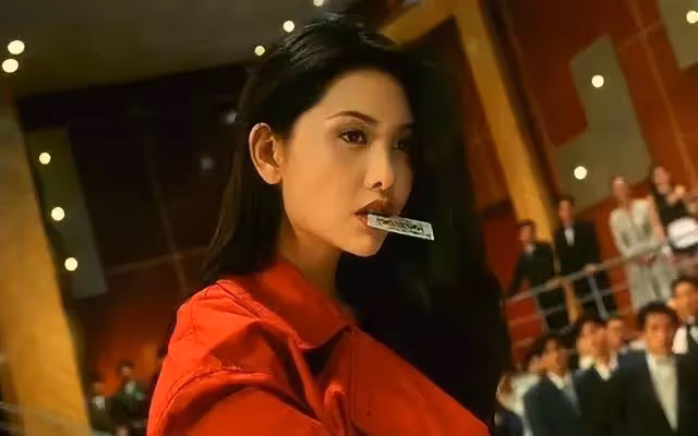 香港知名女星近況曝光,樣貌顯老身材顯胖,被指大媽味濃