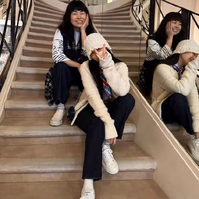 Jennie曬出「約會同款穿搭」,是網友過度關注,還是她太呆萌可愛