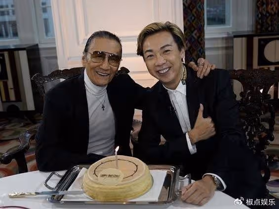 61歲何超瓊新戀情曝光!對方居然是陳百強表弟,還是沒放下舊愛?