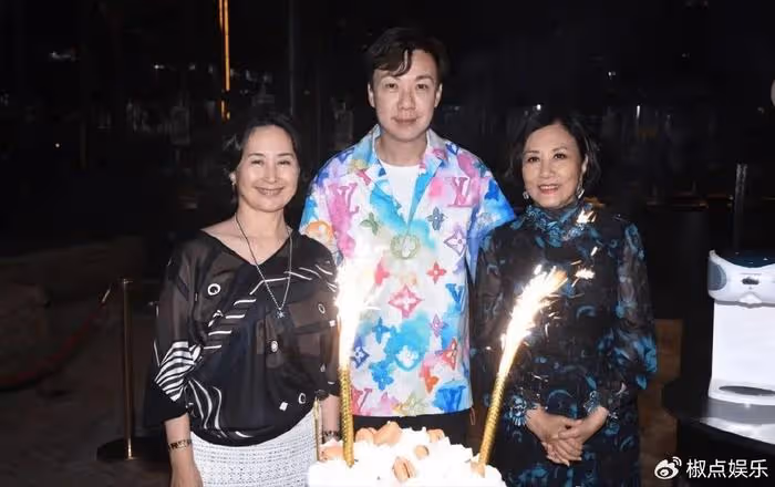 61歲何超瓊新戀情曝光!對方居然是陳百強表弟,還是沒放下舊愛?