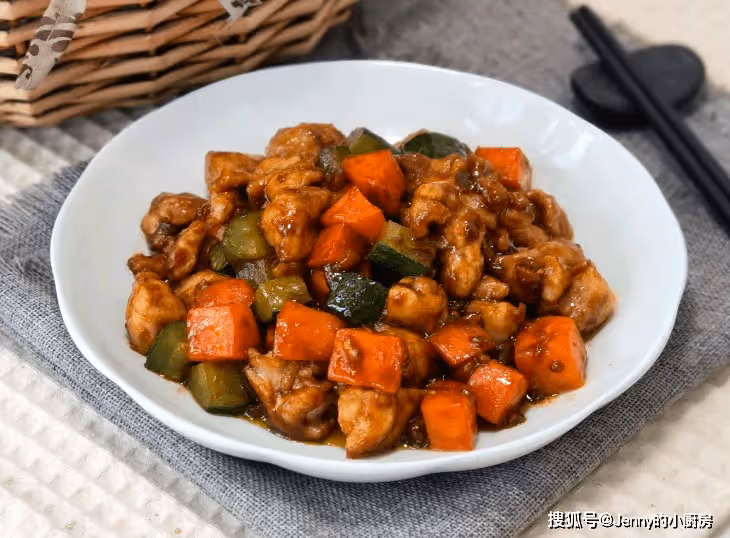 三伏天太熱,推薦5道好吃省事的下飯菜,照著做不費力,還吃得好