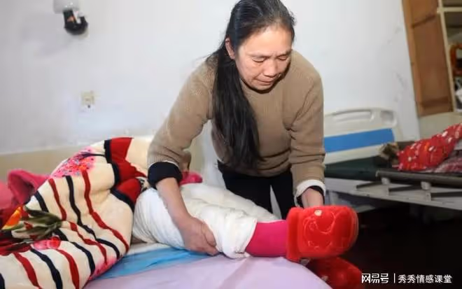 婆婆哭訴想孫子了回家吧,兒媳:退休金過萬,紅包就給200?