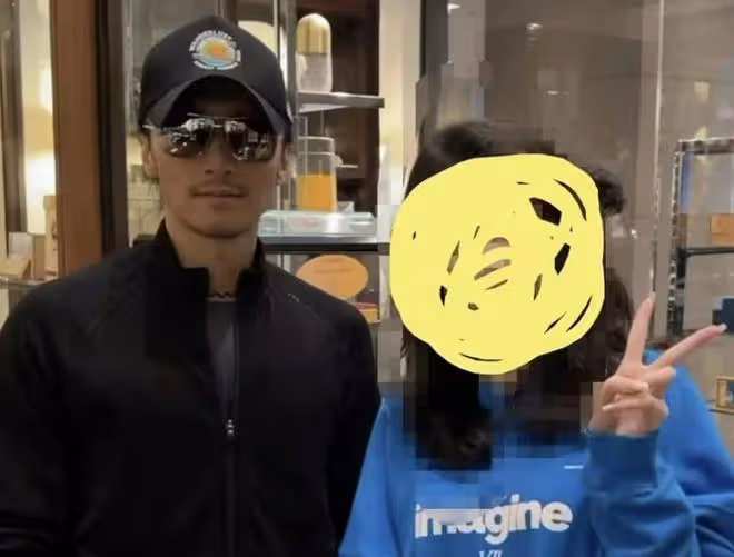 謝霆鋒帶大兒子出國度假罕見同框,謝霆鋒十分嚴肅,Lucas顯乖巧