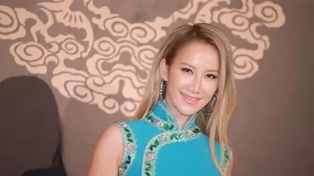 李玟頭七：老公繼女未出現，二姐口碑崩塌，僅親姐殯儀館處理後事