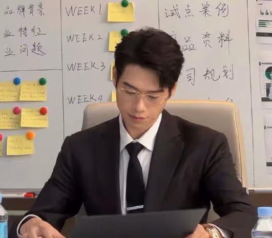 盤點娛樂圈三位出演霸總,不油膩的男演員