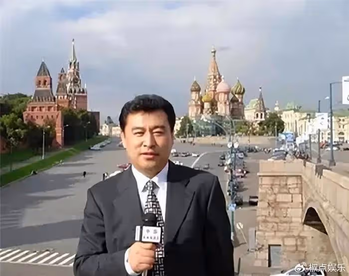 父親是清華校長,他是央視金牌主持人,如今62歲為何還是單身?
