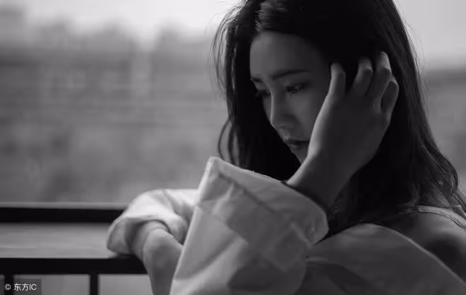 大齡剩女如何快速找到合適對象，最簡單粗暴的脫單方法，只有一個
