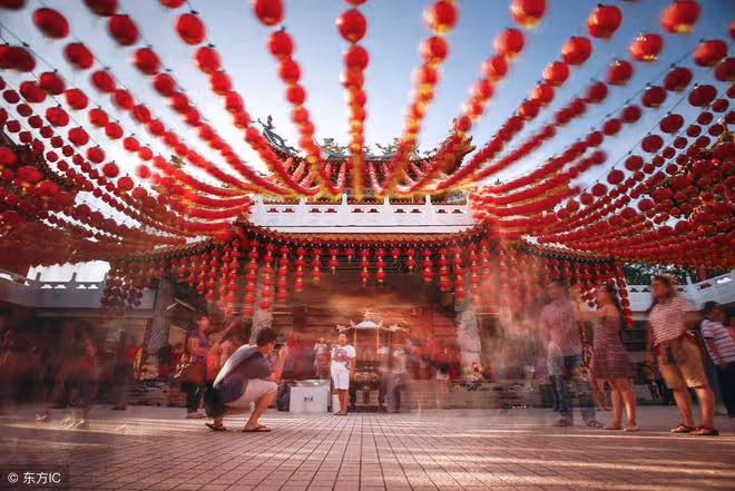 春節回家的大齡剩男說:大年三十除夕夜,我依舊在相親!