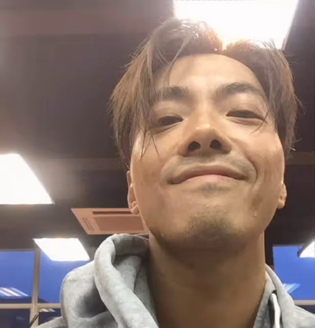 恭喜!香港知名富商與混血女星秘密結婚,買過億豪宅討女方歡心