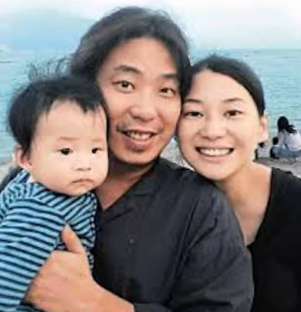 浪漫!前港姐與老公慶結婚周年,攜兩子改嫁新加坡富商成幸福少奶