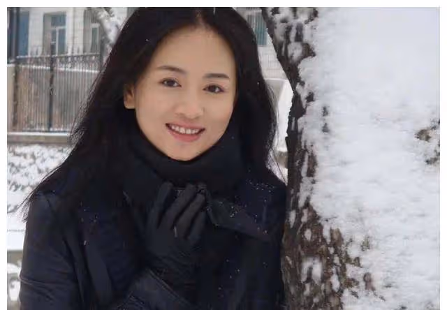 知名演員涓子:當紅時低調嫁圈外丈夫,先後生兩子,46歲越活越美