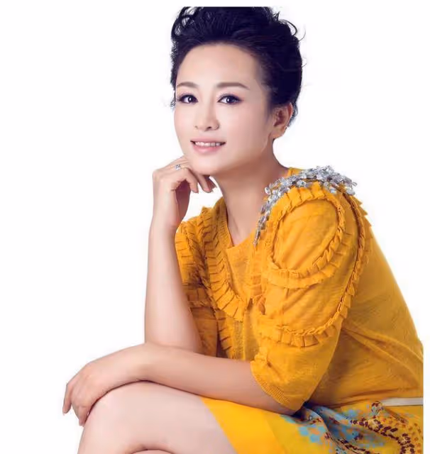 知名演員涓子:當紅時低調嫁圈外丈夫,先後生兩子,46歲越活越美