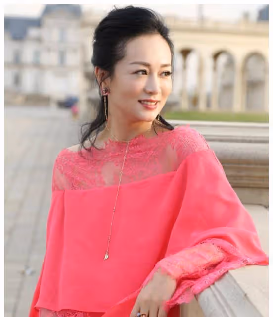知名演員涓子:當紅時低調嫁圈外丈夫,先後生兩子,46歲越活越美