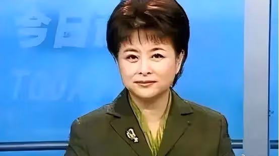 央視肖曉琳退休5個月，在美國兒子家去世，臨終26字遺言發人深省