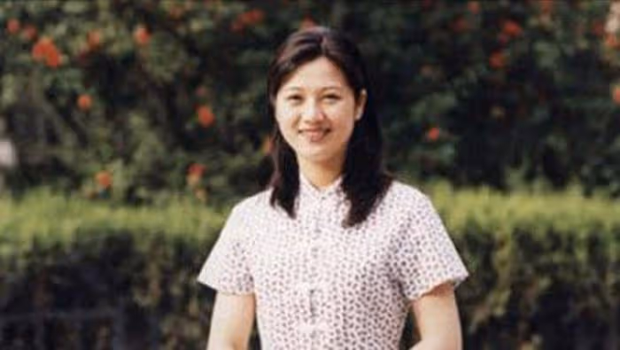 央視肖曉琳退休5個月，在美國兒子家去世，臨終26字遺言發人深省