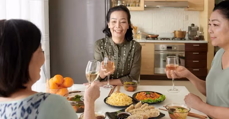 大媽退休後加入舞團，發現眾多成員的秘密後，她立刻決定退出