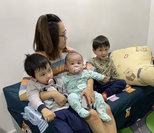 香港知名男星陷經濟困難,妻子懷四胎,遭封殺四年沒錢交房租