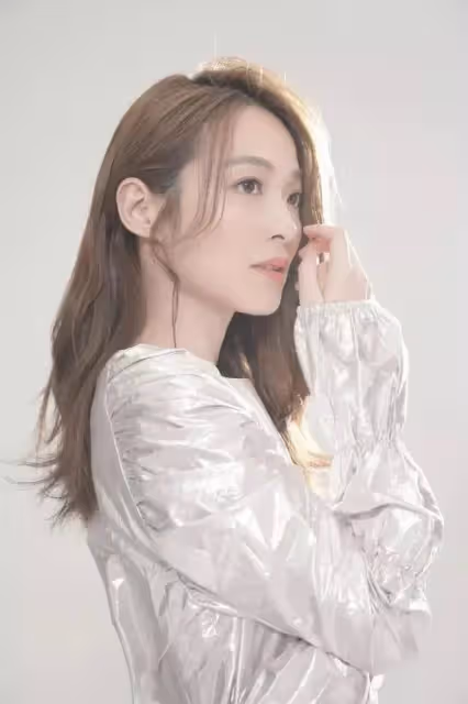 獨寵一人?黃宗澤帶TVB最漂亮花旦上內地拍節目,疑為女方鋪路