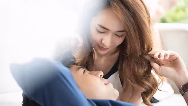 43歲女子,嫁小20歲老公,卻因生活不和諧而離婚