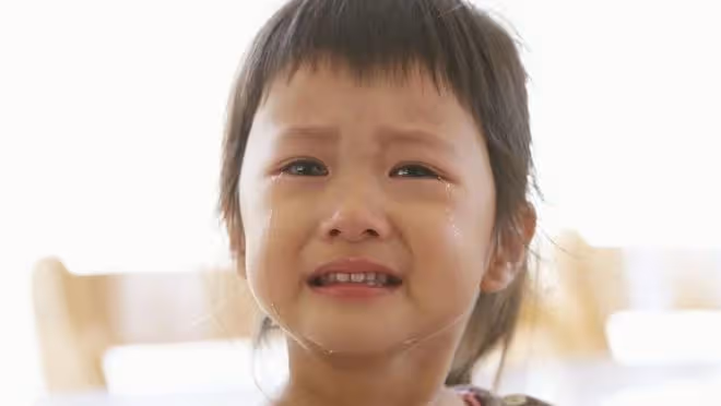 五歲女兒童言無忌，直言討厭奶奶，扯下了家庭中的遮羞布