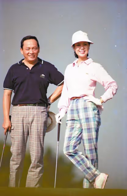 最美主持人!白嘉莉「家纏萬貫」不求豪宅名車,坦言「錢只要夠用就好」剩餘財產全部回饋社會:平淡是最大的幸福