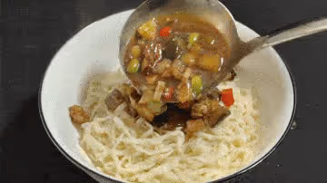 茄子和它絕配!這搭配鮮為人知,匯成伏天一碗面,好味道好寓意,吃一次饞三天
